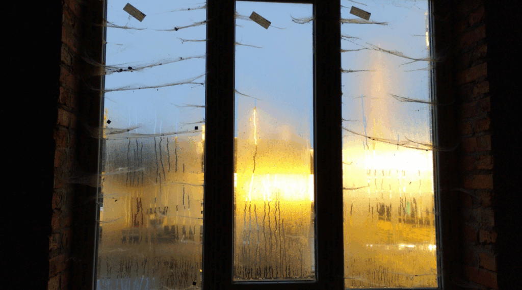 Risks of Low-Quality Glass, high quality glass vs low quality glass, cheap glass risks